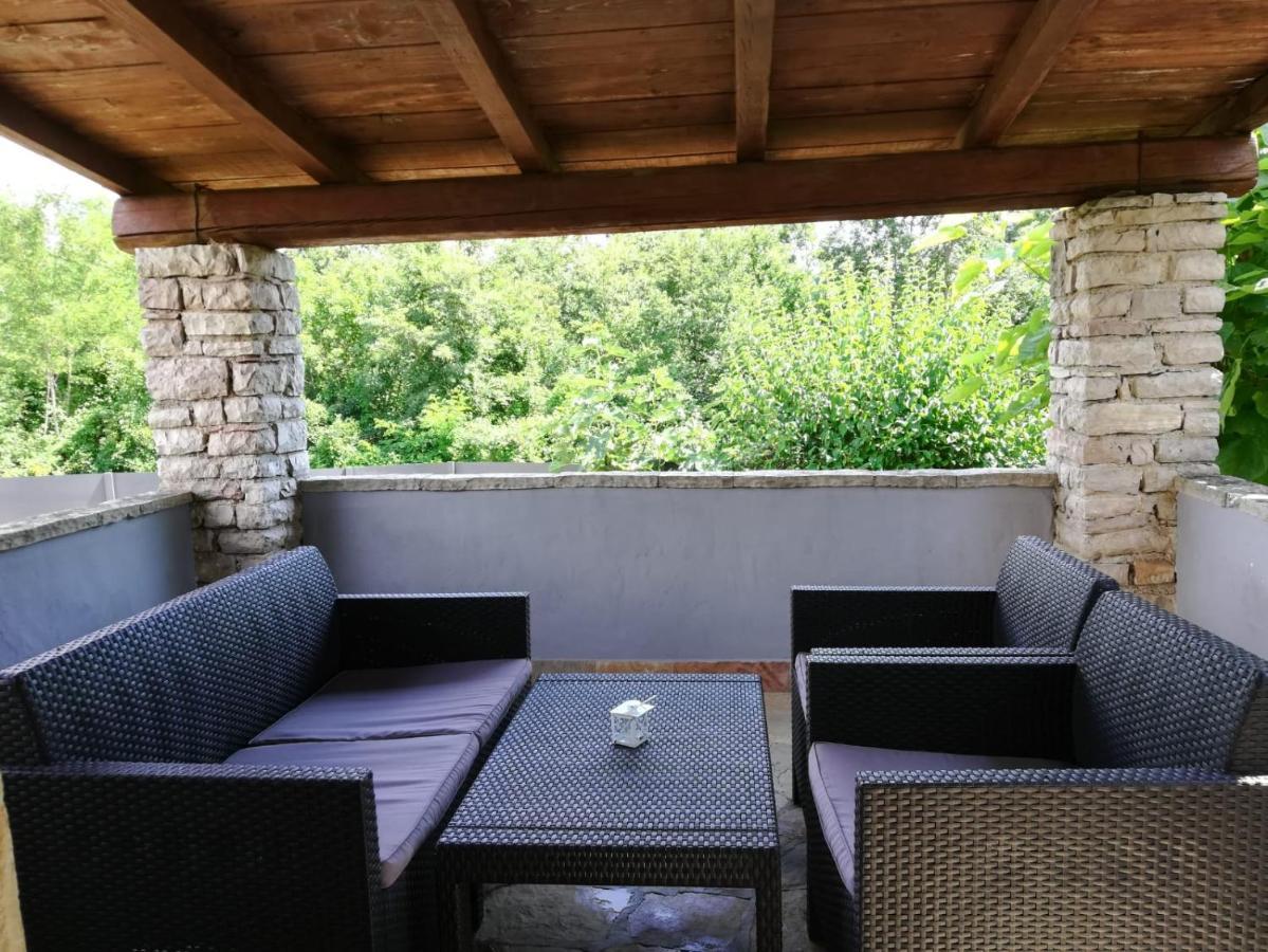 Holiday Home Maria Pazin Exterior foto